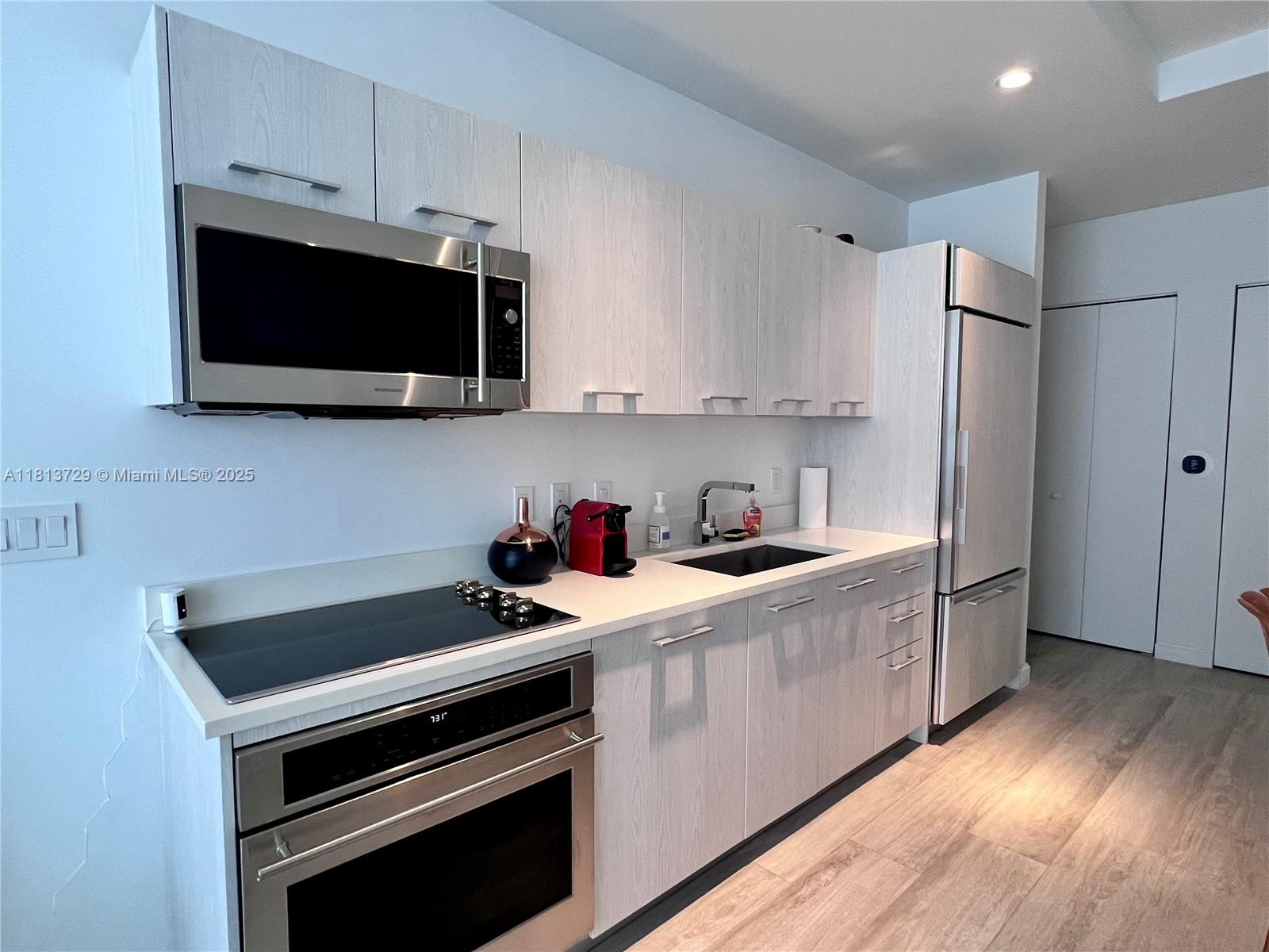 Rental Property at 55 Sw 9th St 4109, Miami, Broward County, Florida - Bedrooms: 1 
Bathrooms: 2  - $4,200 MO.