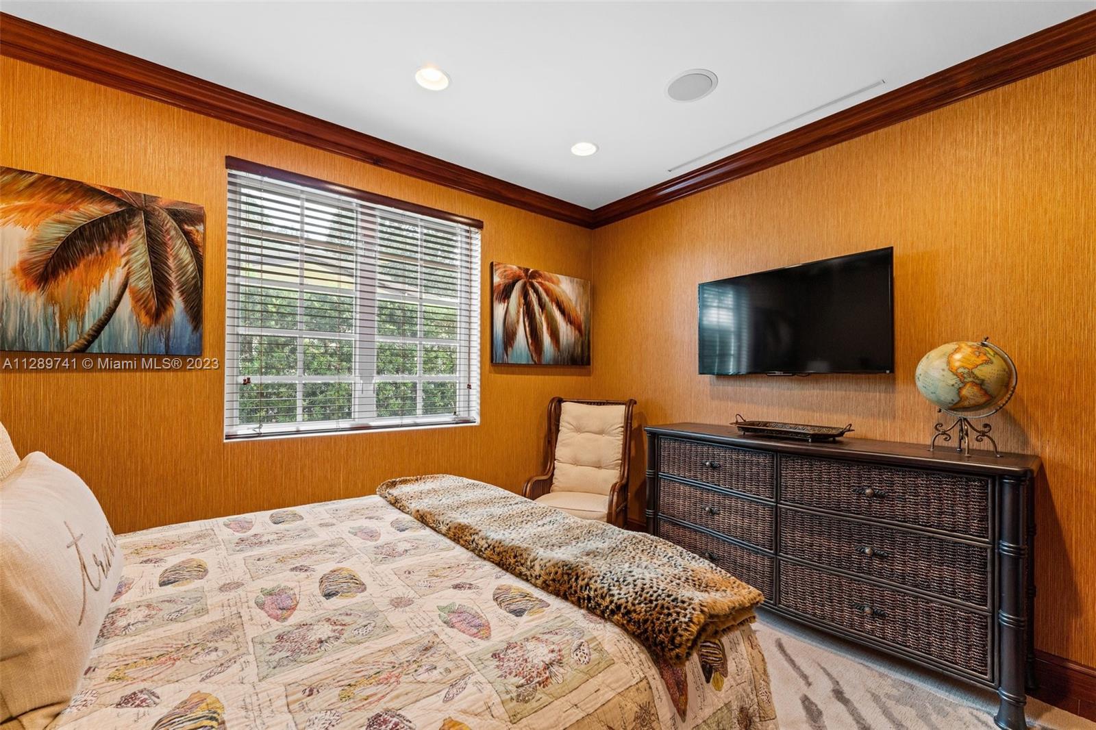 INTRACOASTAL PARK - Residential