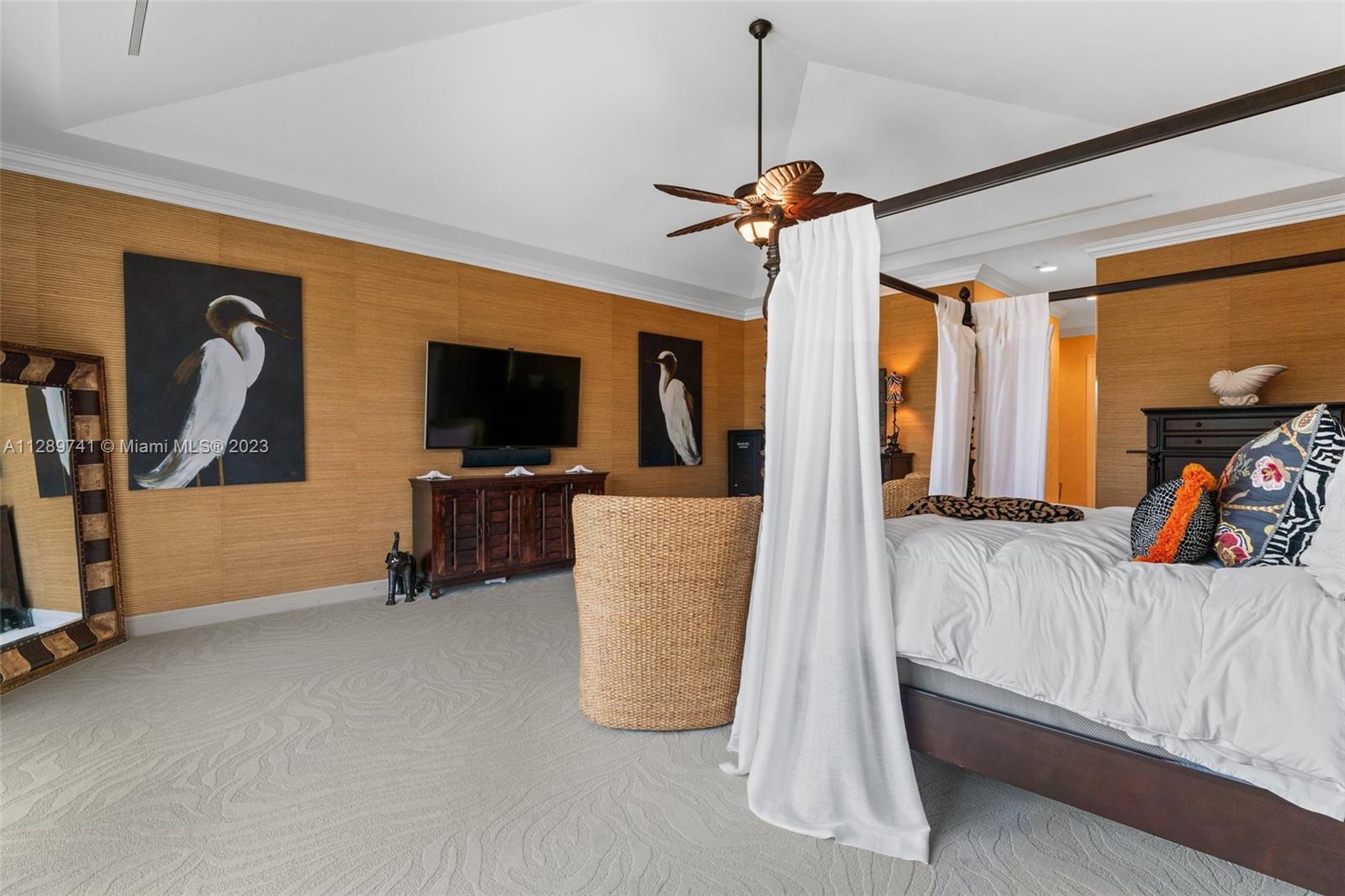 INTRACOASTAL PARK - Residential