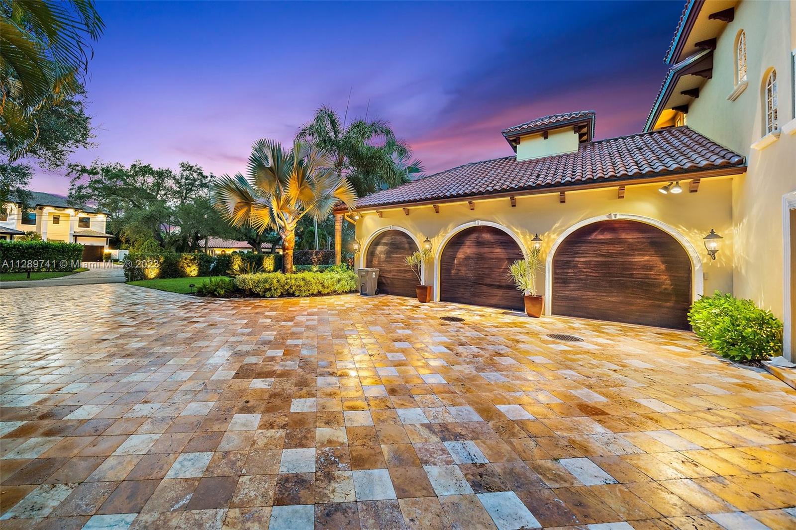 INTRACOASTAL PARK - Residential