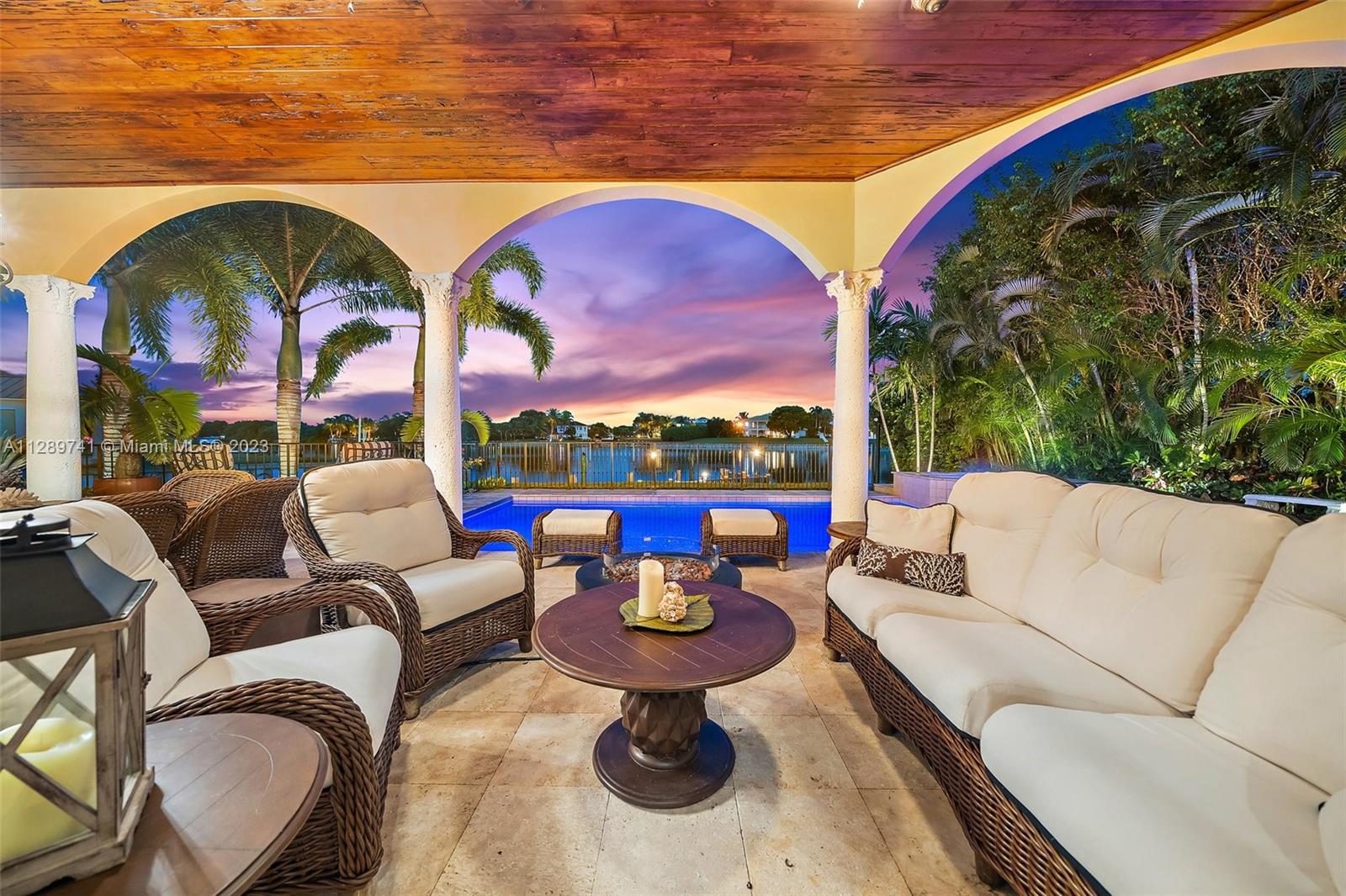 INTRACOASTAL PARK - Residential