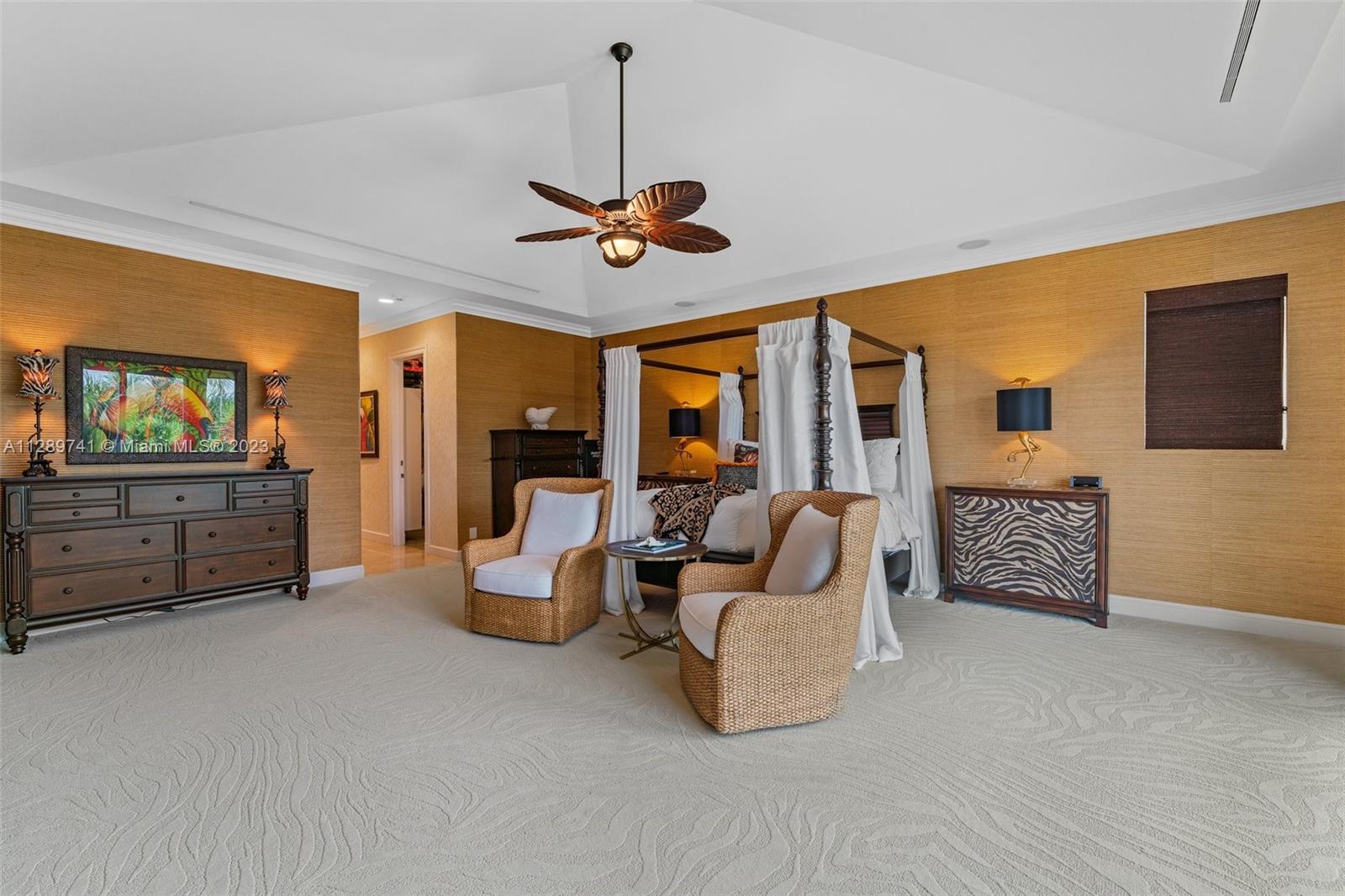 INTRACOASTAL PARK - Residential