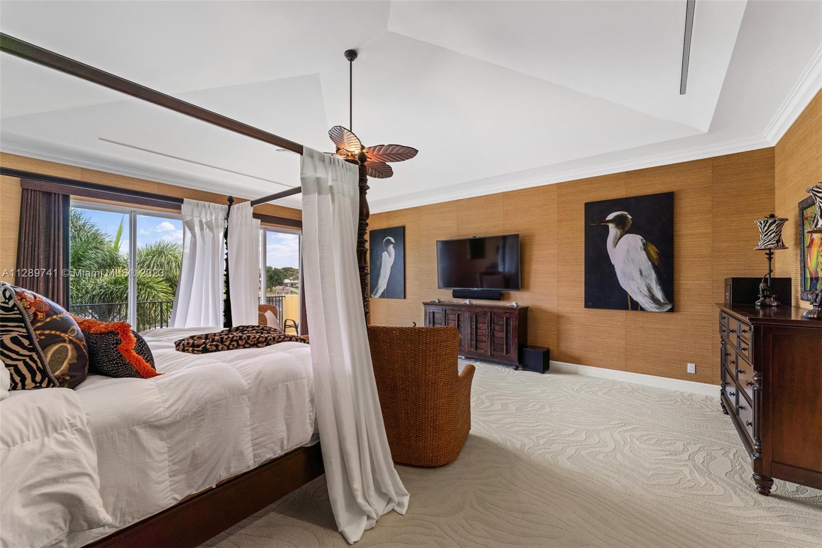 INTRACOASTAL PARK - Residential