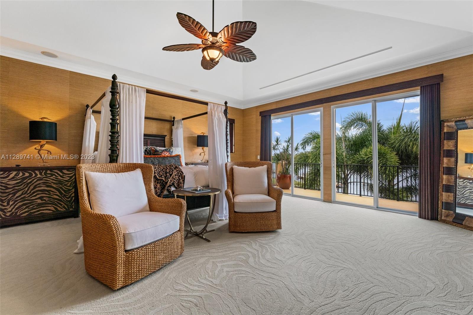 INTRACOASTAL PARK - Residential