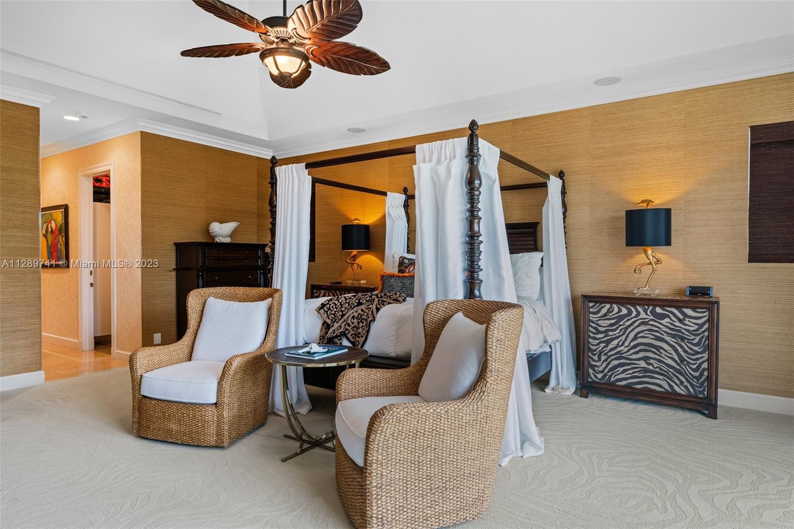 INTRACOASTAL PARK - Residential