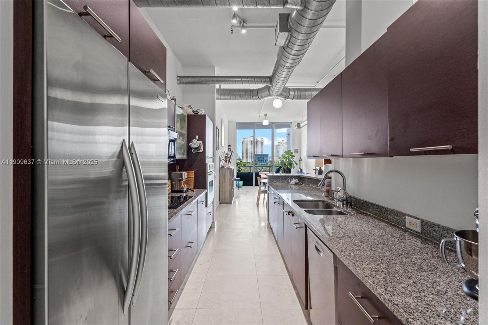 UPTOWN MARINA LOFTS CONDO - Residential