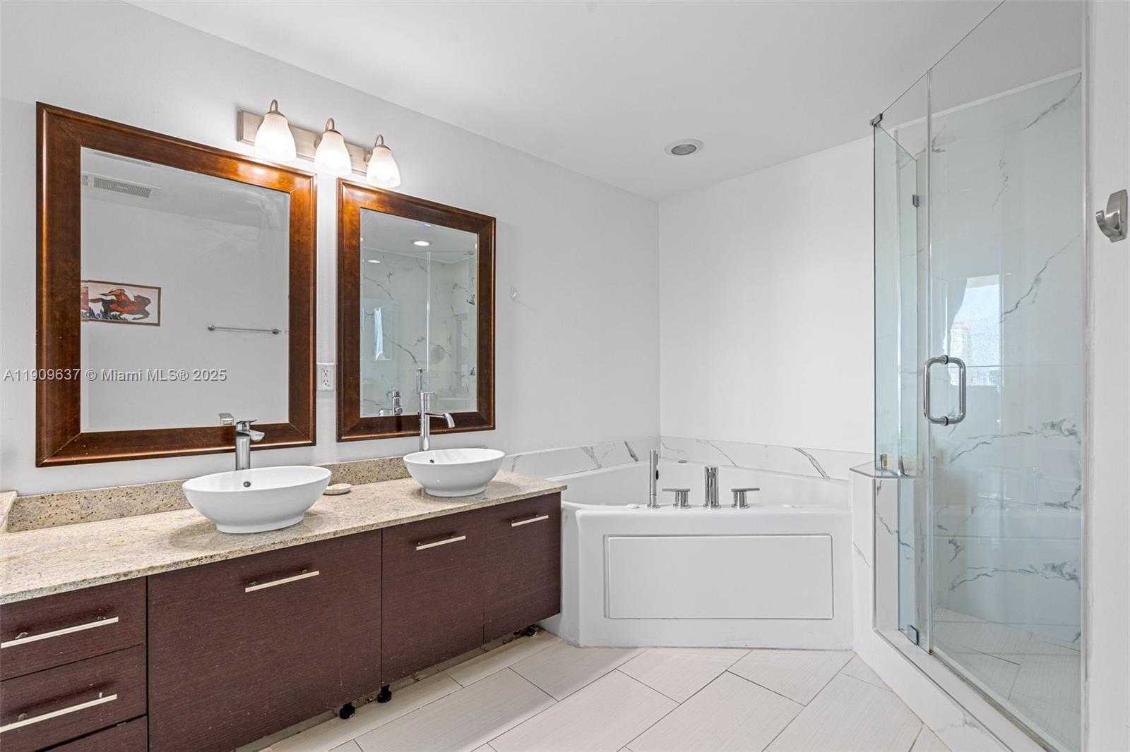 UPTOWN MARINA LOFTS CONDO - Residential