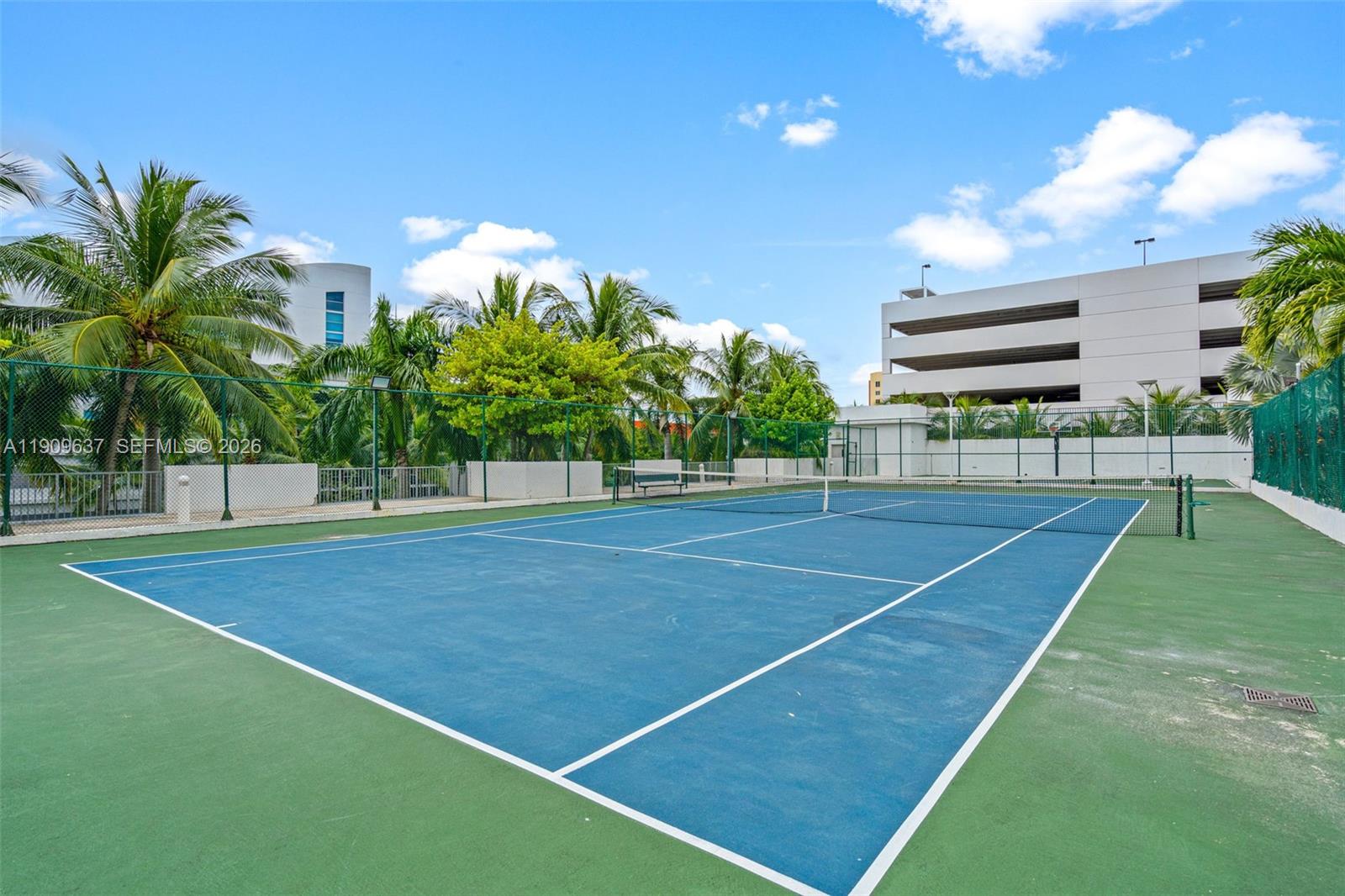 UPTOWN MARINA LOFTS CONDO - Residential