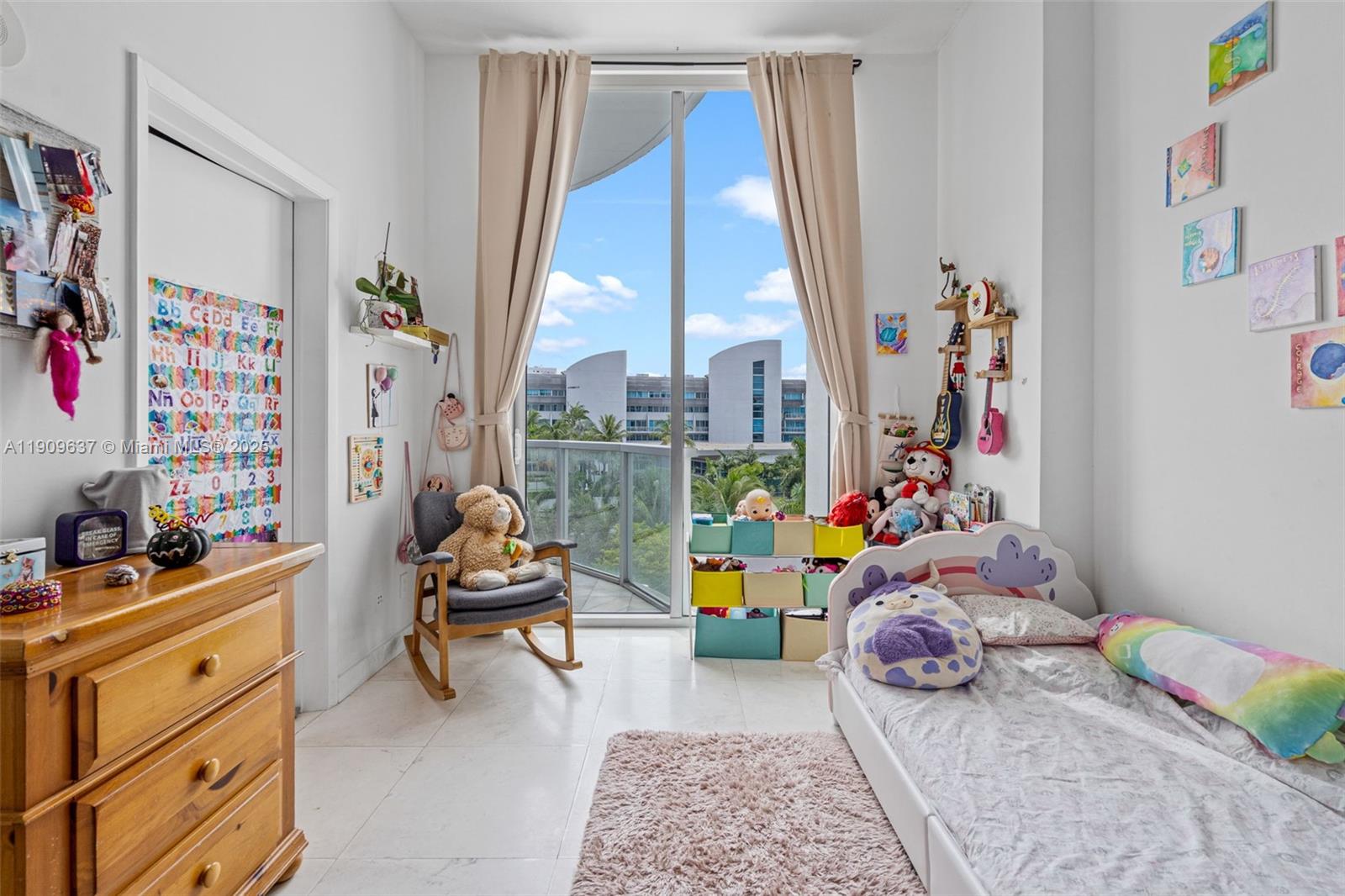 UPTOWN MARINA LOFTS CONDO - Residential