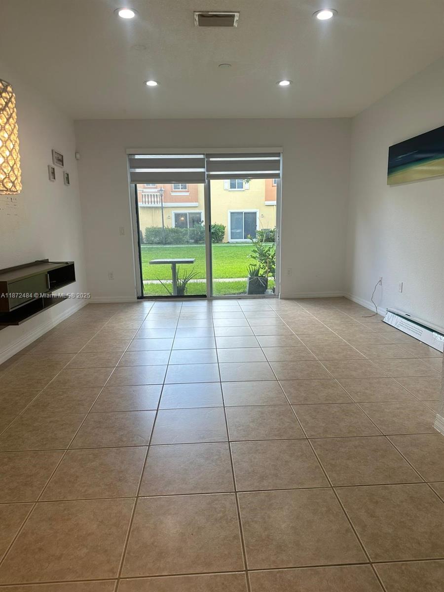 VILLAGE WALK - Residential Lease