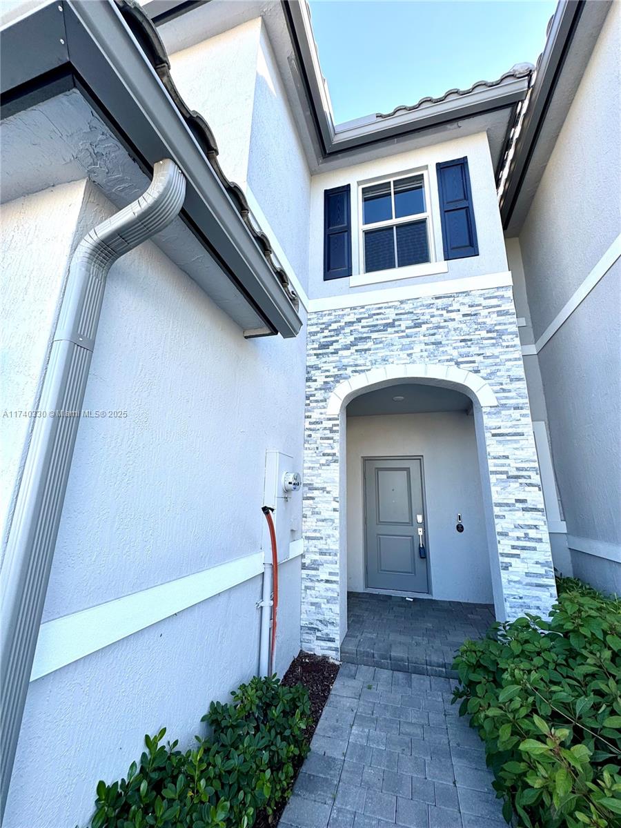 Rental Property at 4617 Nw 118th Ave 4617, Coral Springs, Broward County, Florida - Bedrooms: 3 
Bathrooms: 3  - $3,275 MO.