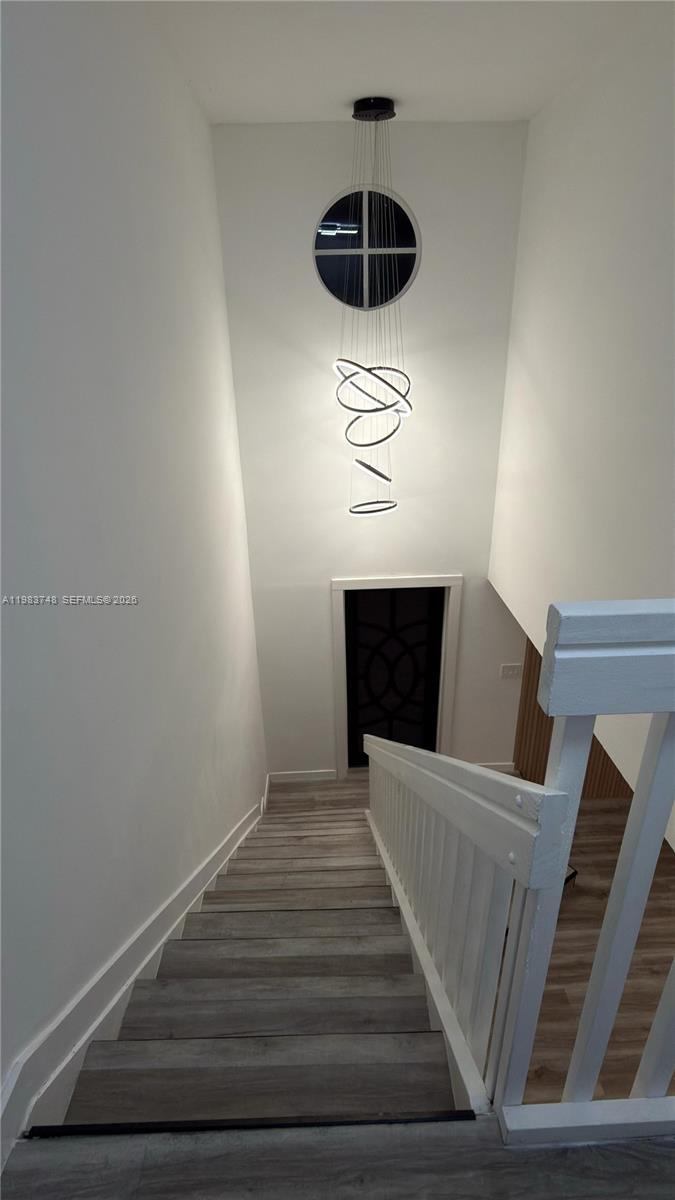 LAKESIDE SOUTH - Residential Lease