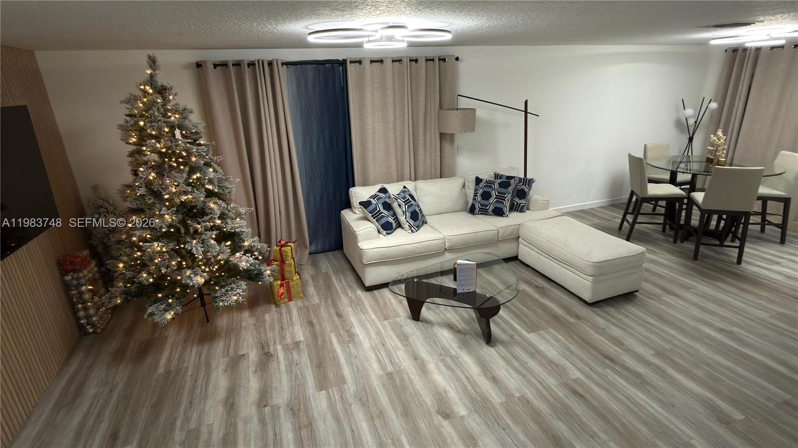 LAKESIDE SOUTH - Residential Lease