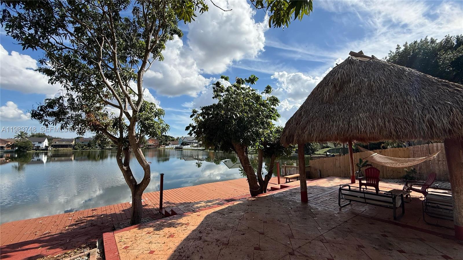 LAKESIDE SOUTH - Residential Lease