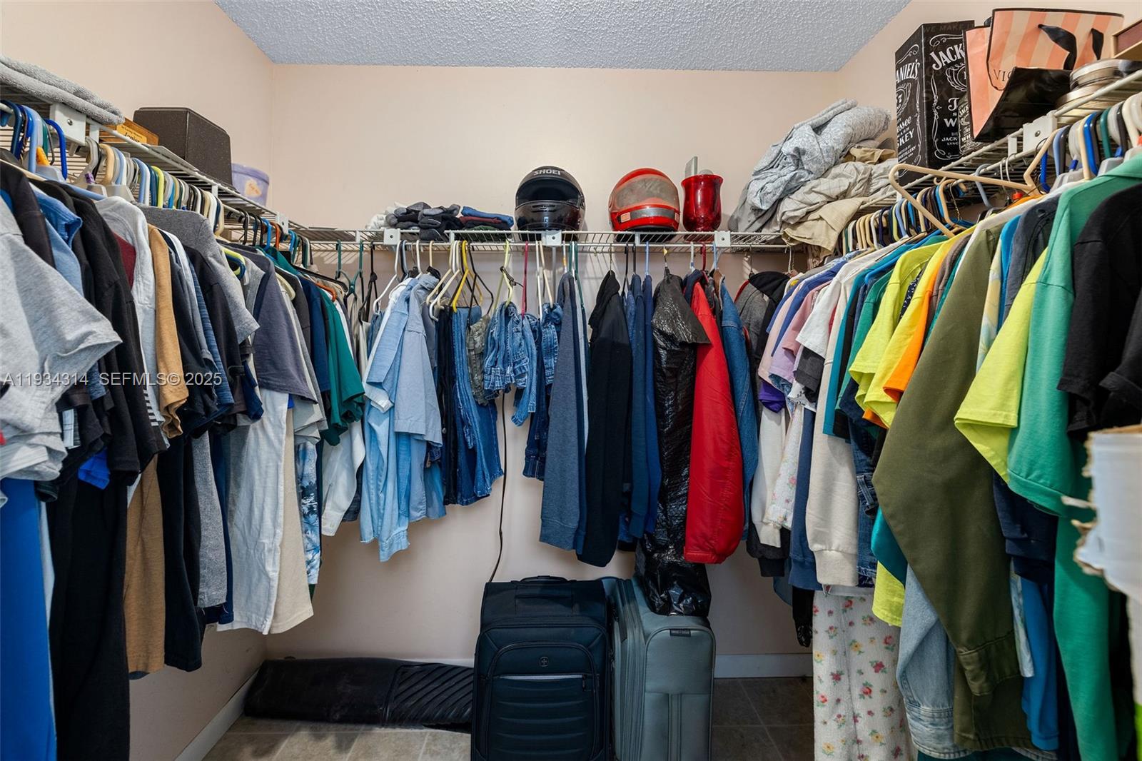 CARMEL LAKES CONDO NO 11 - Residential