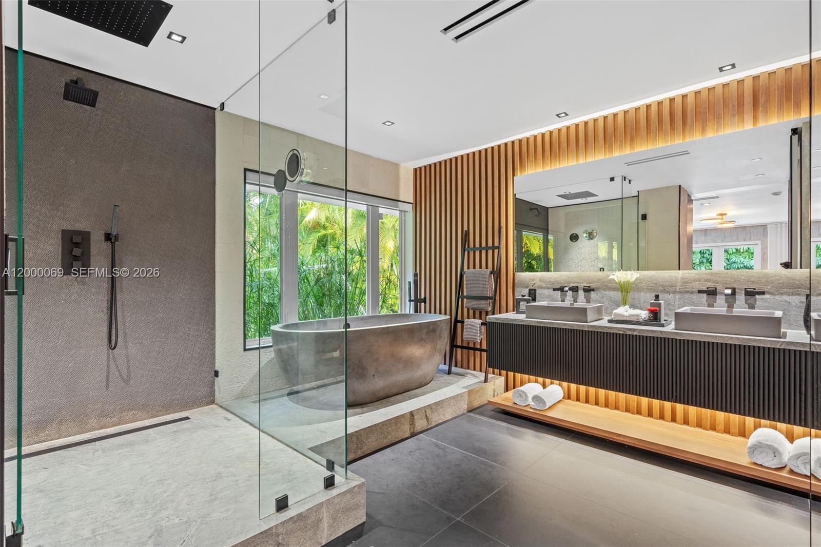 BAY POINT - Residential