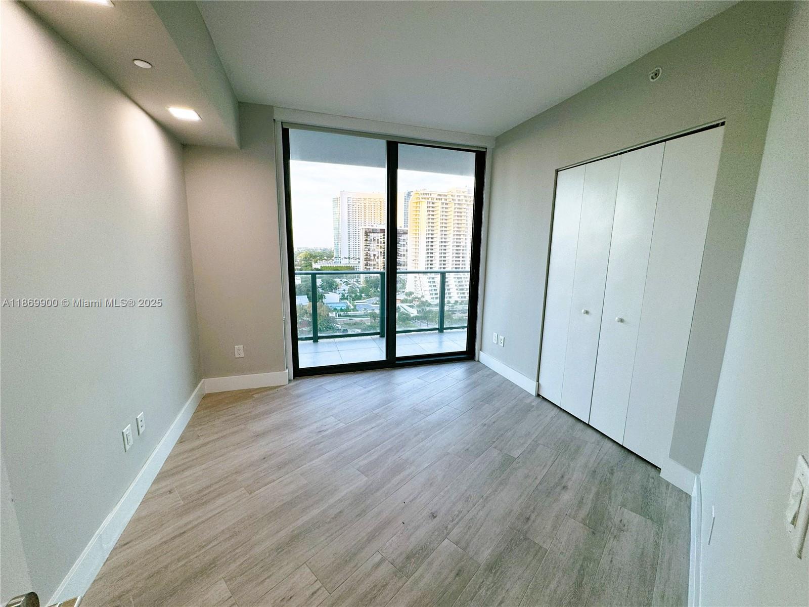 PARAISO BAYVIEWS CONDO - Residential