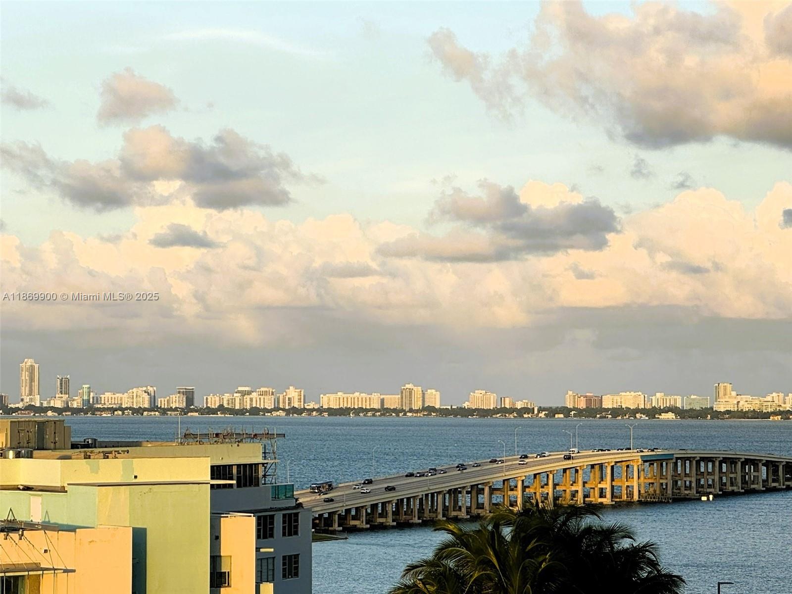 PARAISO BAYVIEWS CONDO - Residential