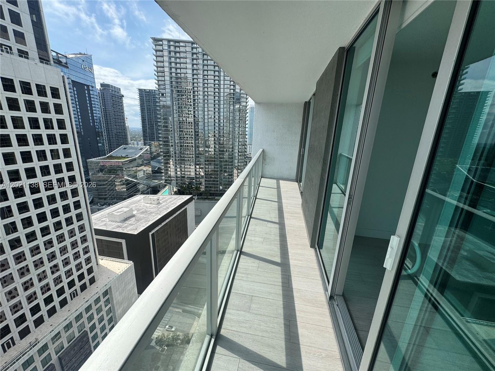 500 Brickell Ave 3204