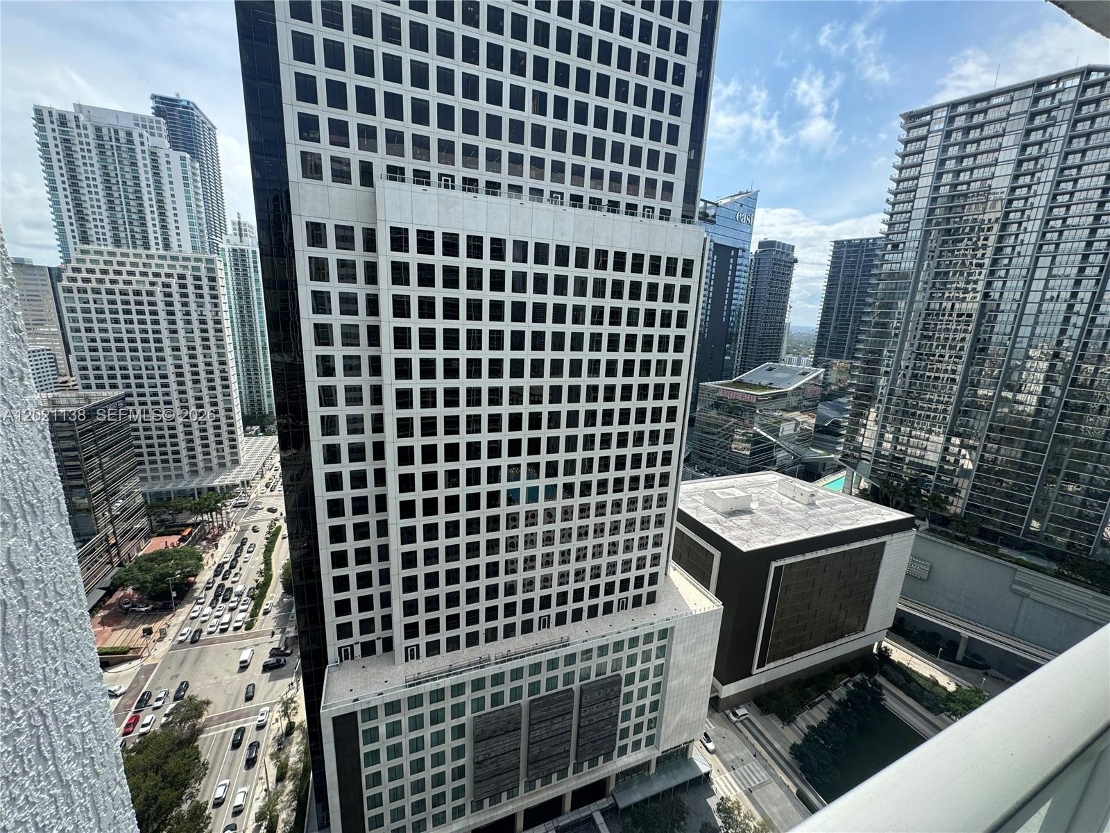 500 Brickell Ave 3204