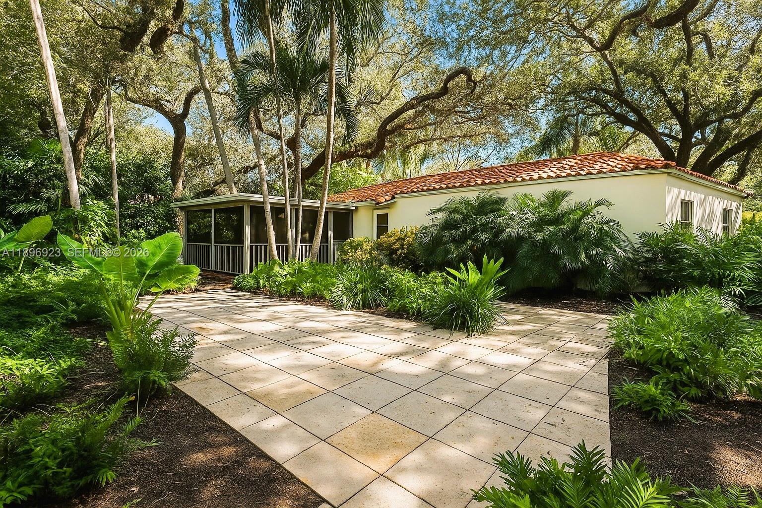 TAMIAMI PLACE PLAN 2 - Residential