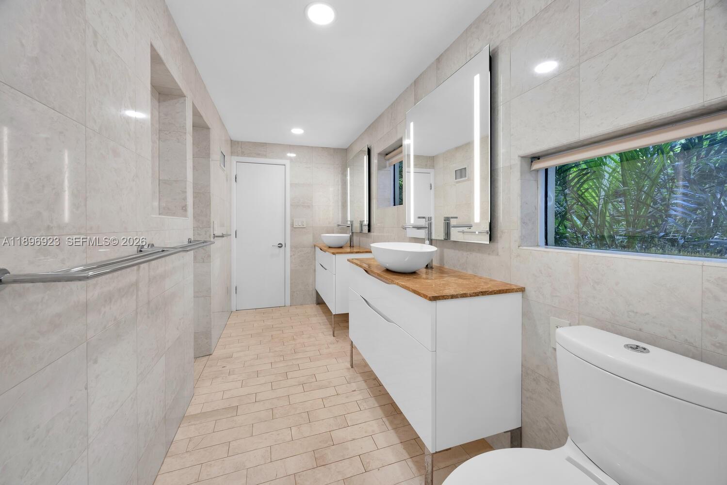 TAMIAMI PLACE PLAN 2 - Residential