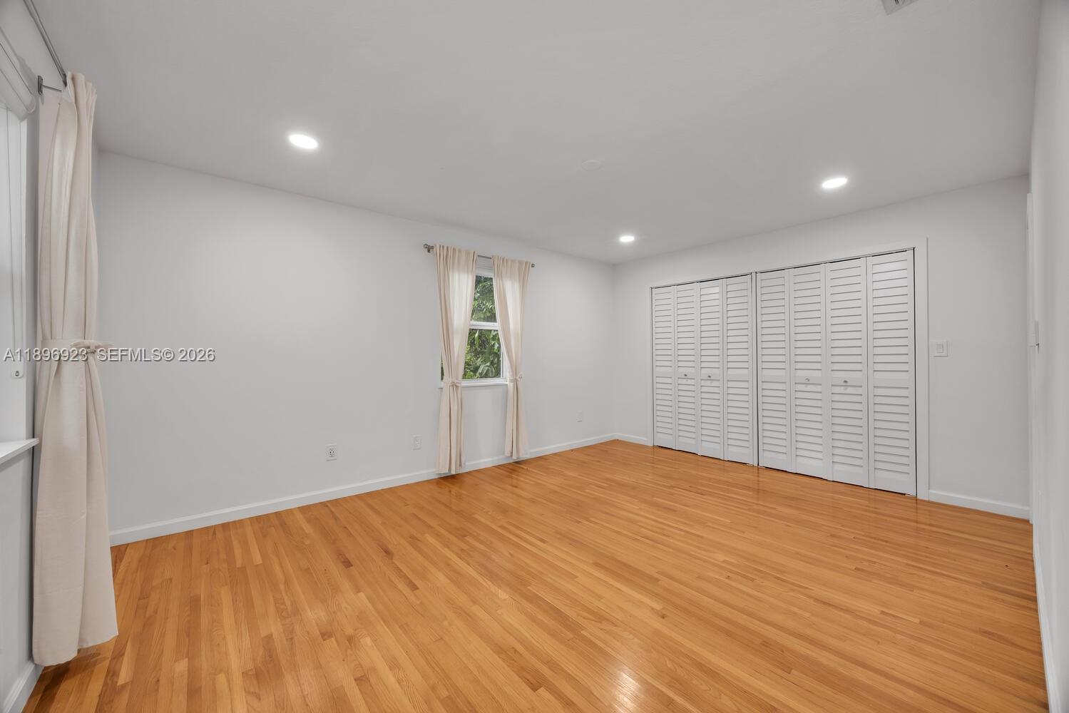 TAMIAMI PLACE PLAN 2 - Residential