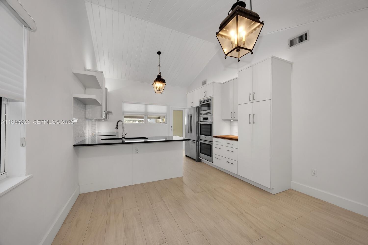 TAMIAMI PLACE PLAN 2 - Residential