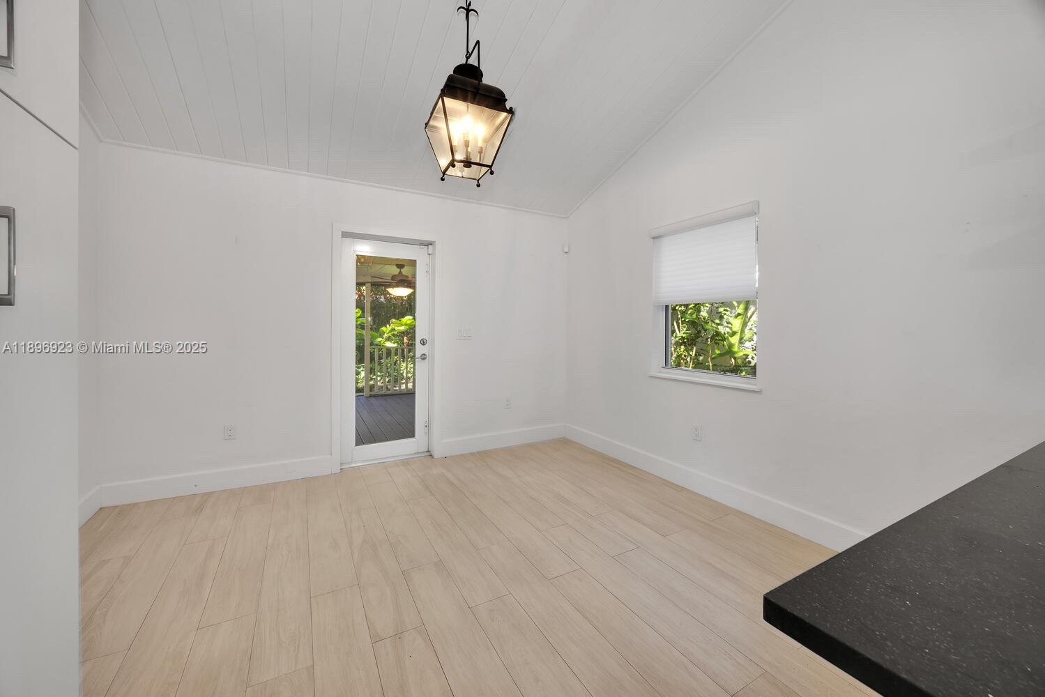 TAMIAMI PLACE PLAN 2 - Residential