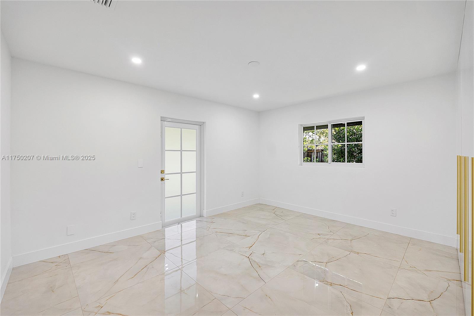 ALAN GROVE ESTATES FIRST - Residential