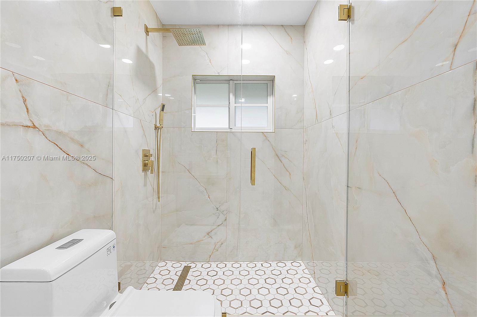 ALAN GROVE ESTATES FIRST - Residential