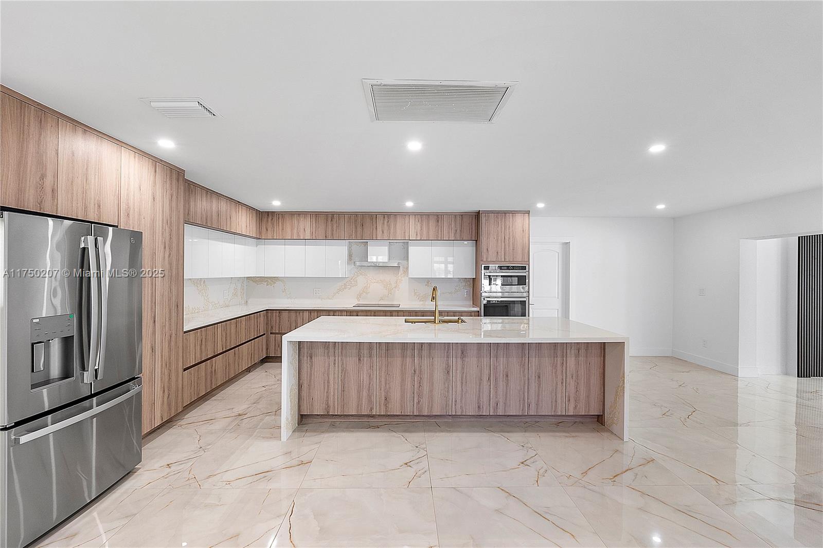 ALAN GROVE ESTATES FIRST - Residential