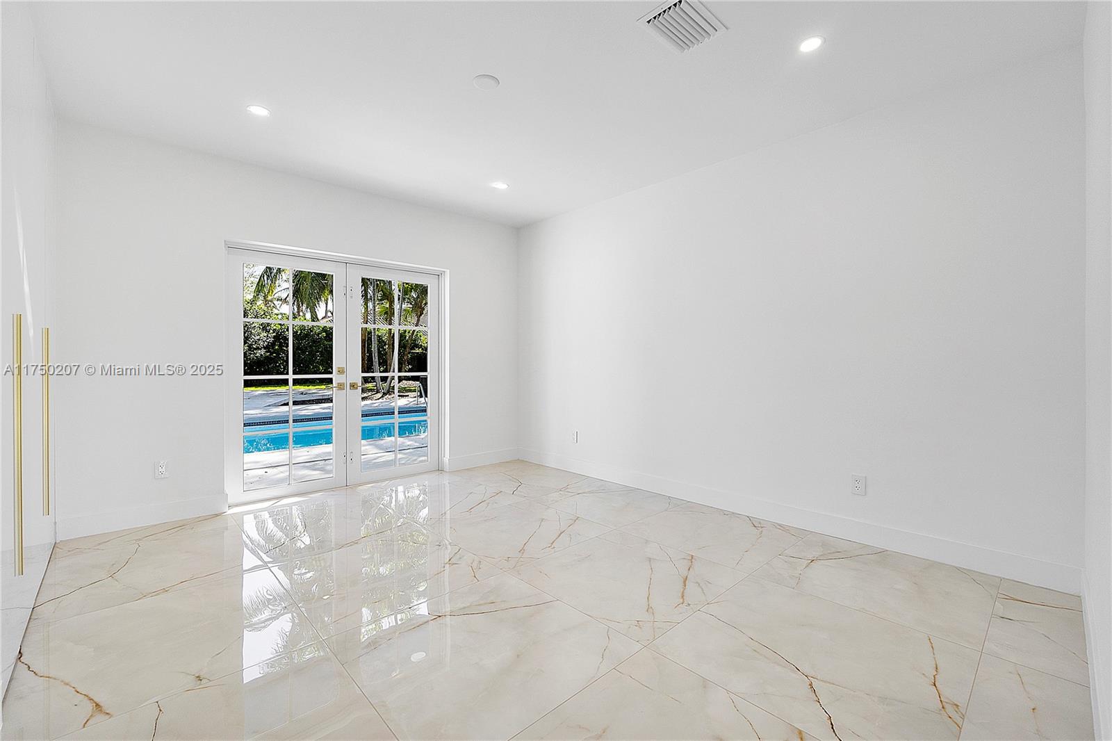 ALAN GROVE ESTATES FIRST - Residential