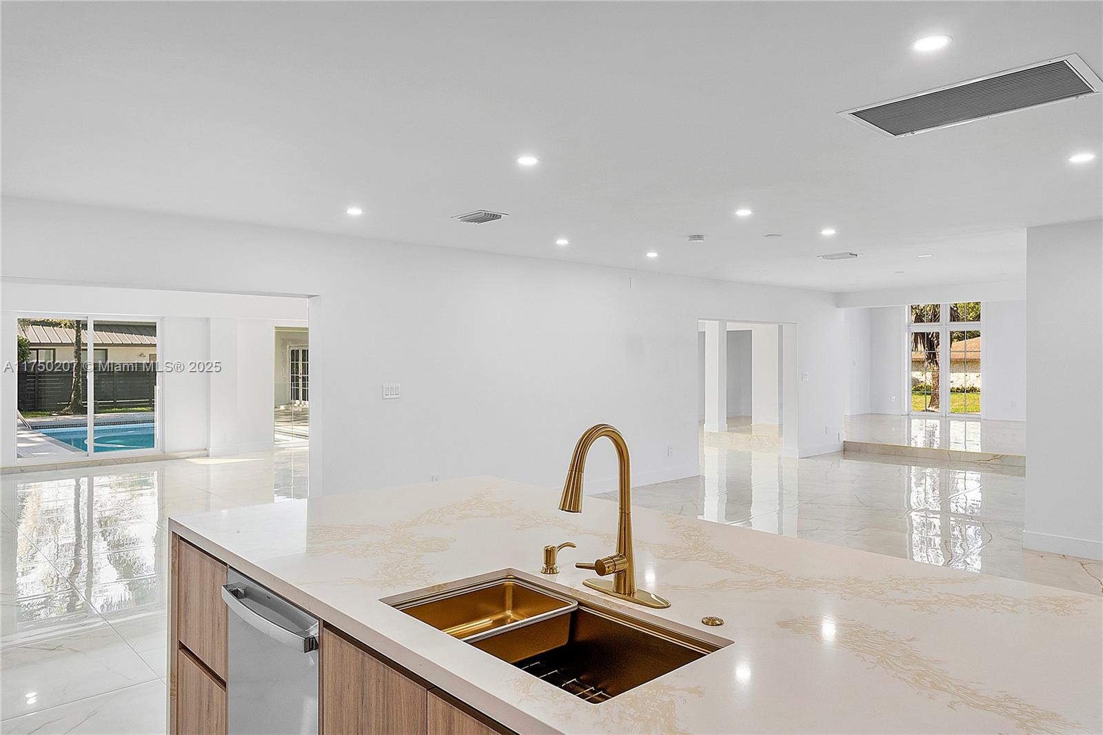 ALAN GROVE ESTATES FIRST - Residential