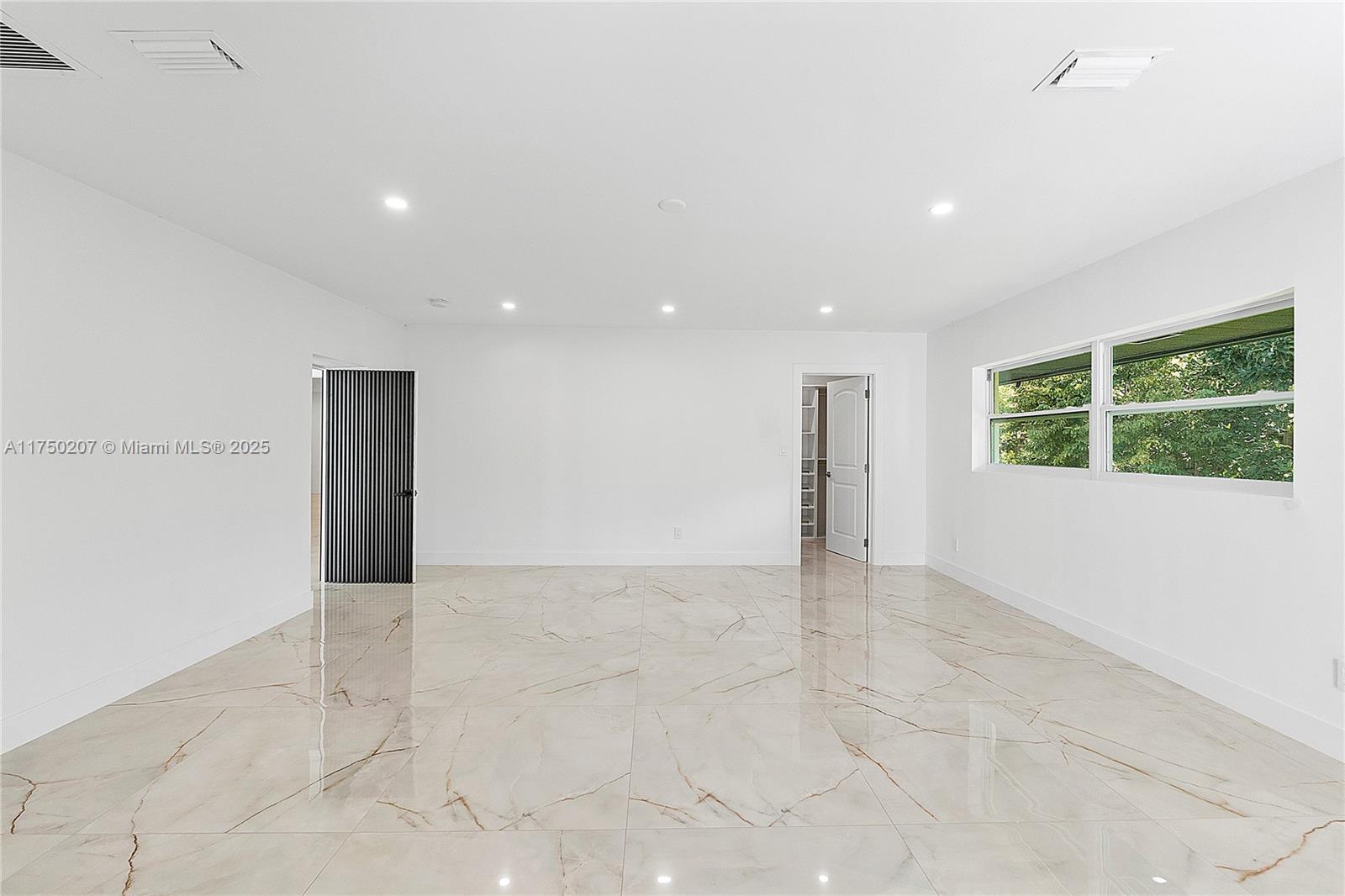 ALAN GROVE ESTATES FIRST - Residential