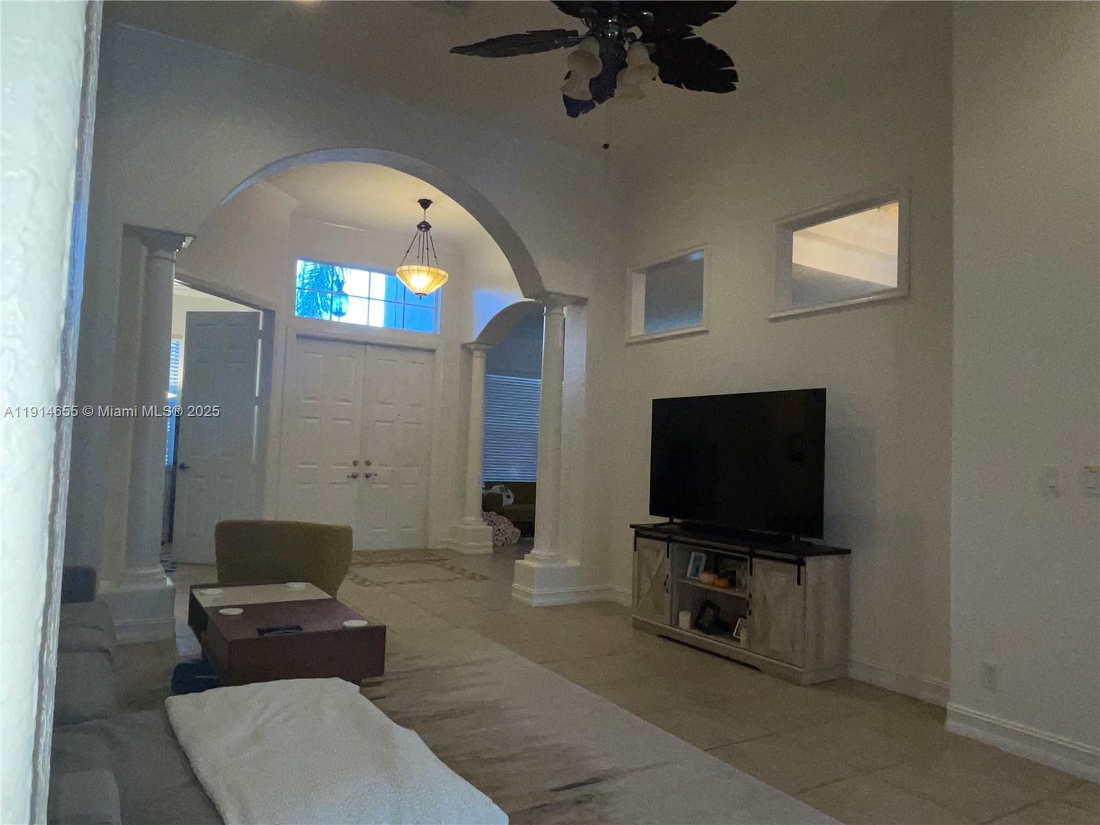 PARKLAND ISLES - Residential