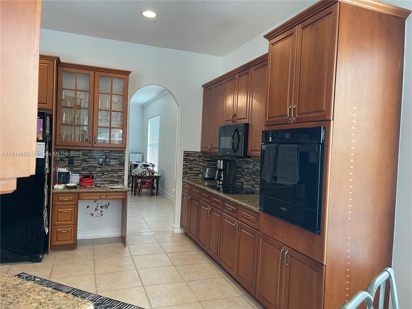 PARKLAND ISLES - Residential