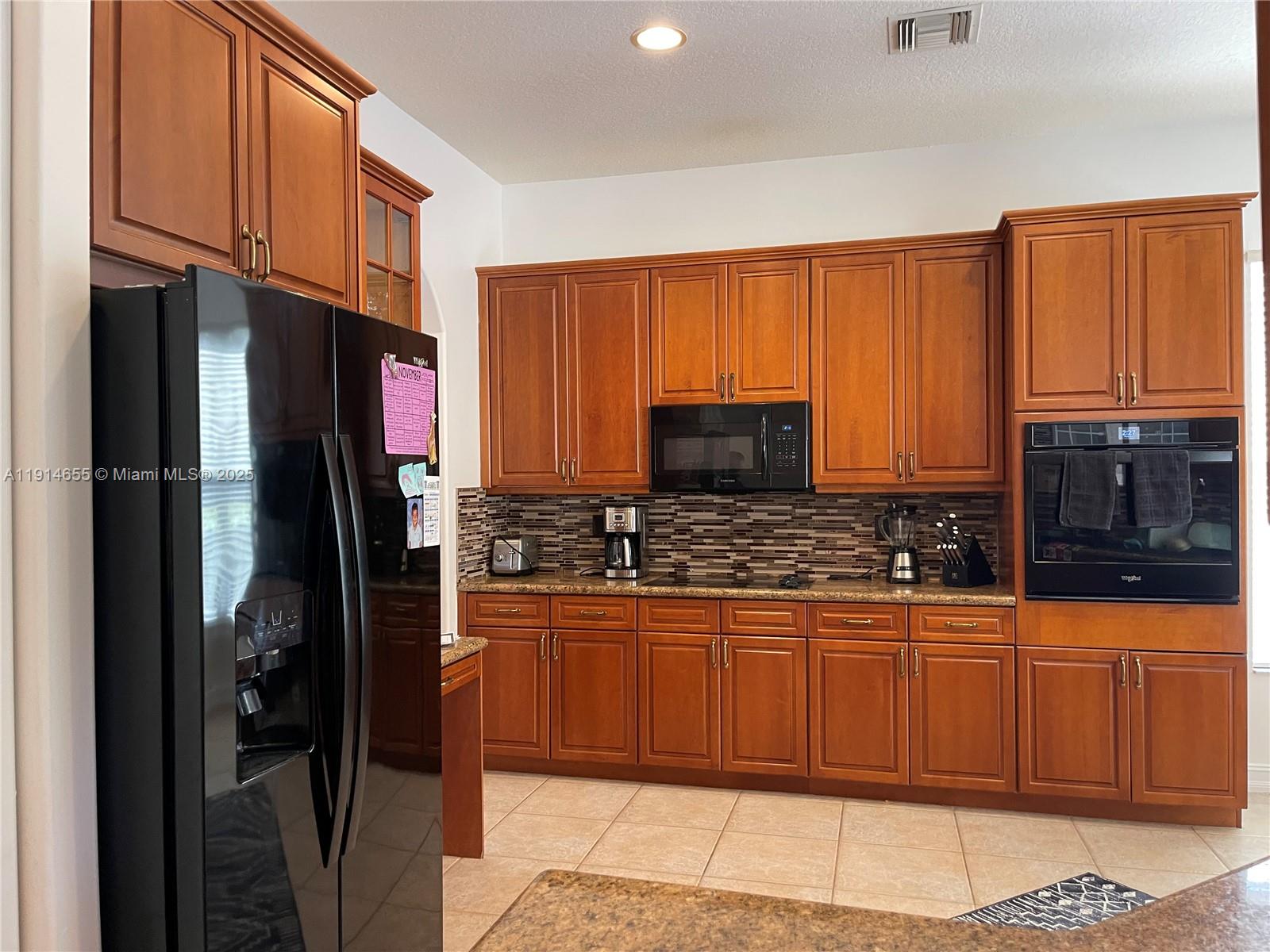 PARKLAND ISLES - Residential