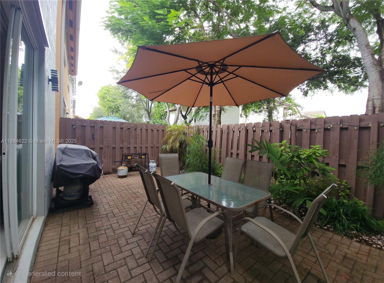 ISLANDS AT DORAL TOWNHOME - Residential Lease