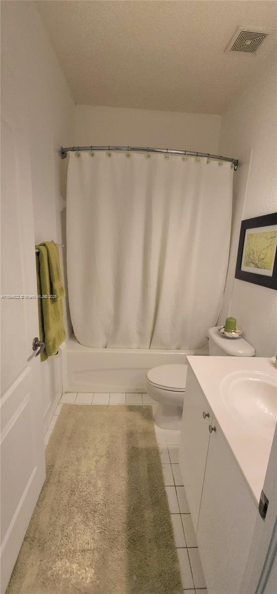 ISLANDS AT DORAL TOWNHOME - Residential Lease