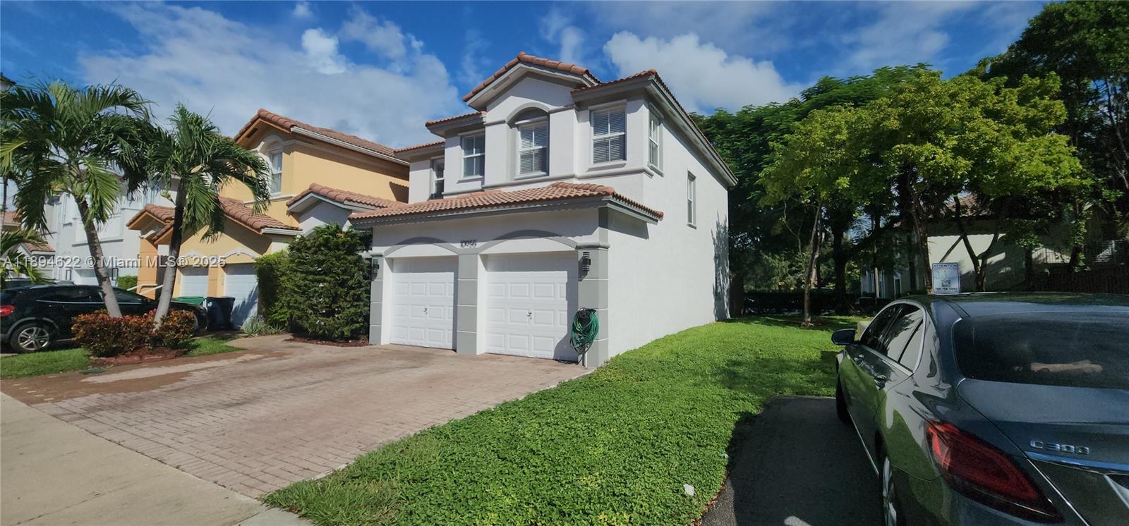 ISLANDS AT DORAL TOWNHOME - Residential Lease