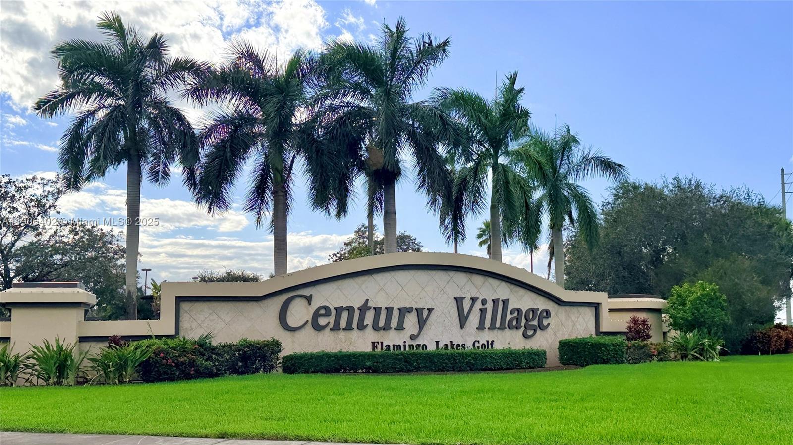 PLYMOUTH AT CENTURY VILLA - Residential