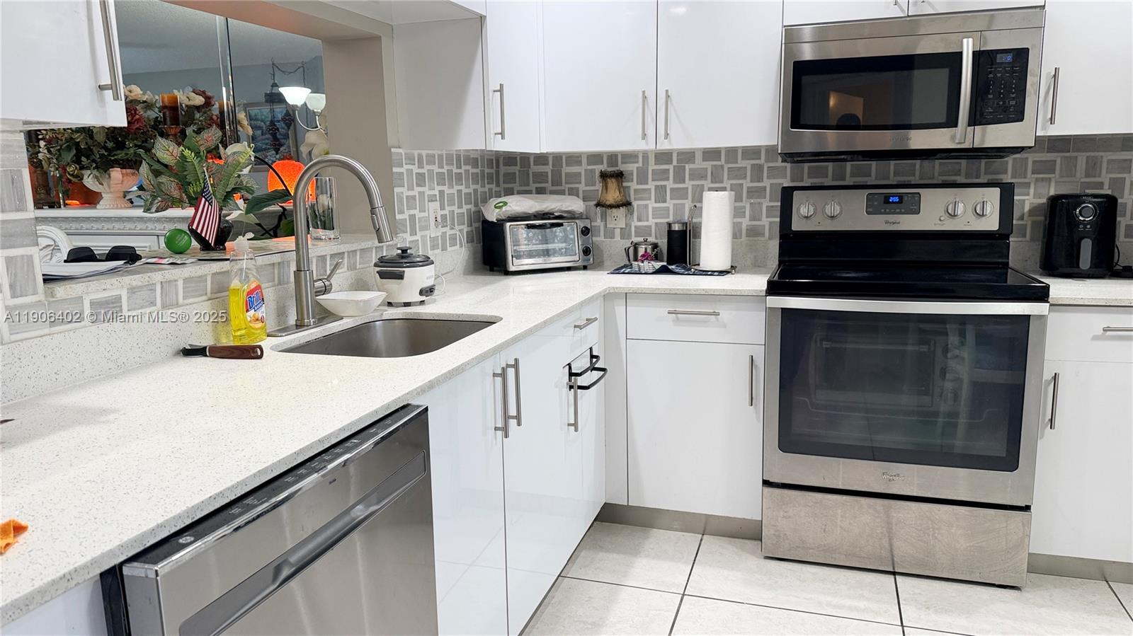 PLYMOUTH AT CENTURY VILLA - Residential