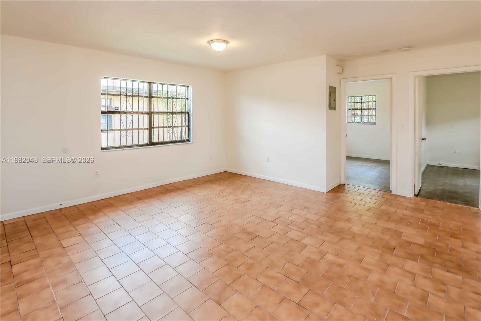 7TH AVENUE HIGHLANDS - Residential Lease