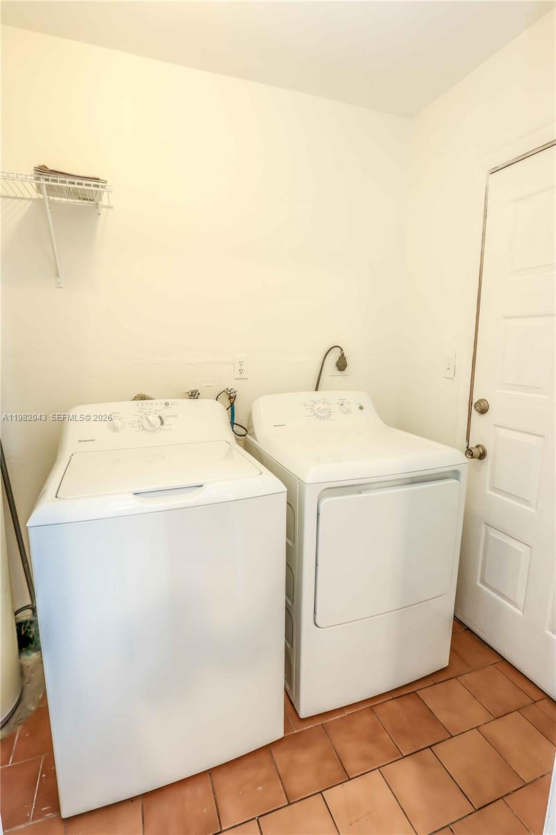 7TH AVENUE HIGHLANDS - Residential Lease