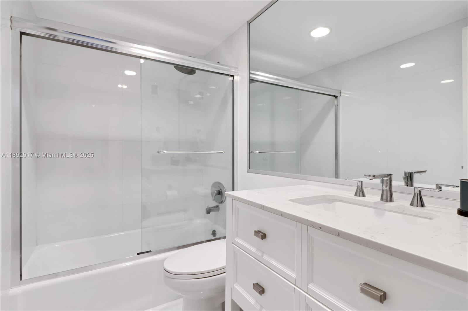 TIDES ON HOLLYWOOD BEACH - Residential