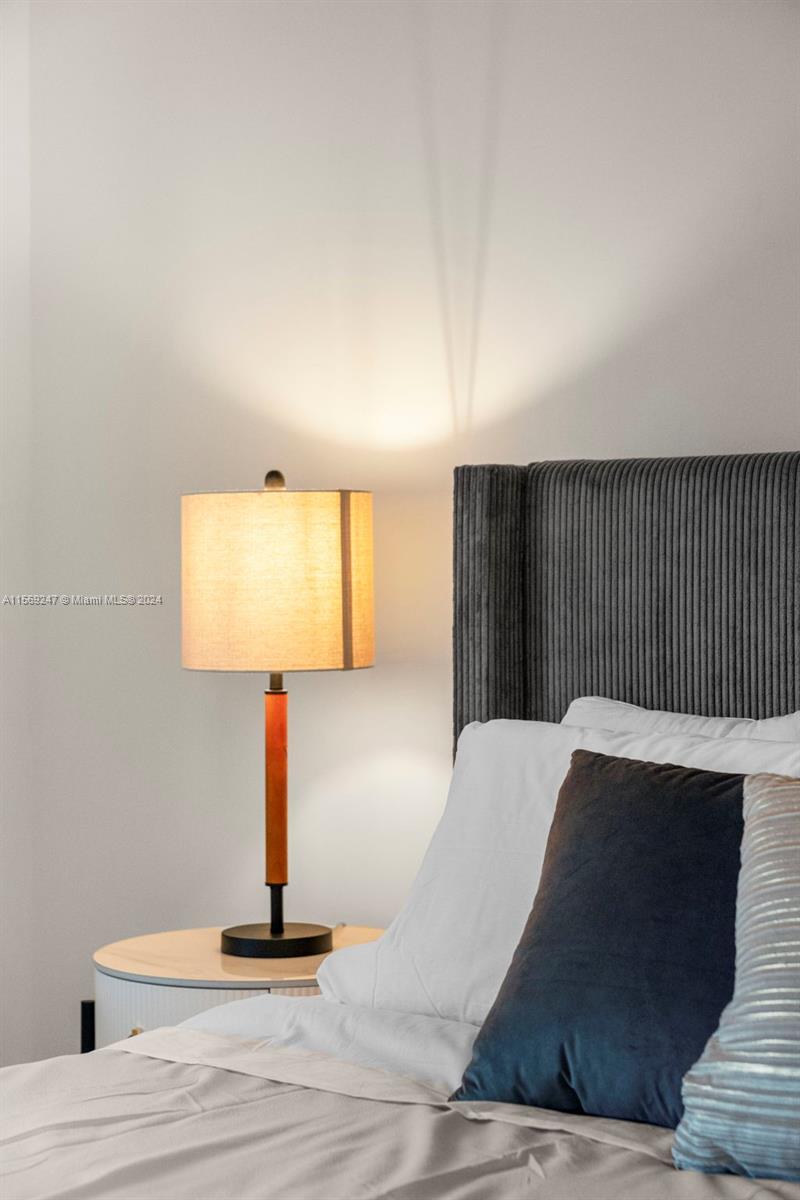 AESTHETIC APARTMENTS - Residential Lease