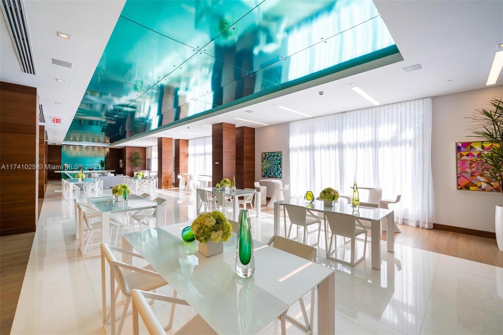 PARQUE TOWERS CONDO - Residential