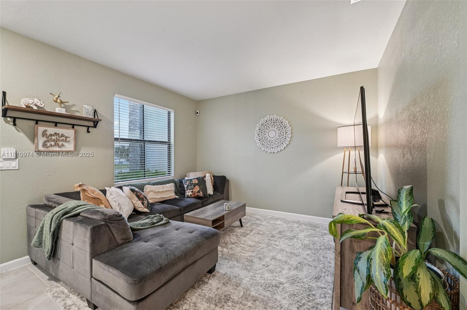 ENCLAVE SOUTH PHASE 2 - Residential