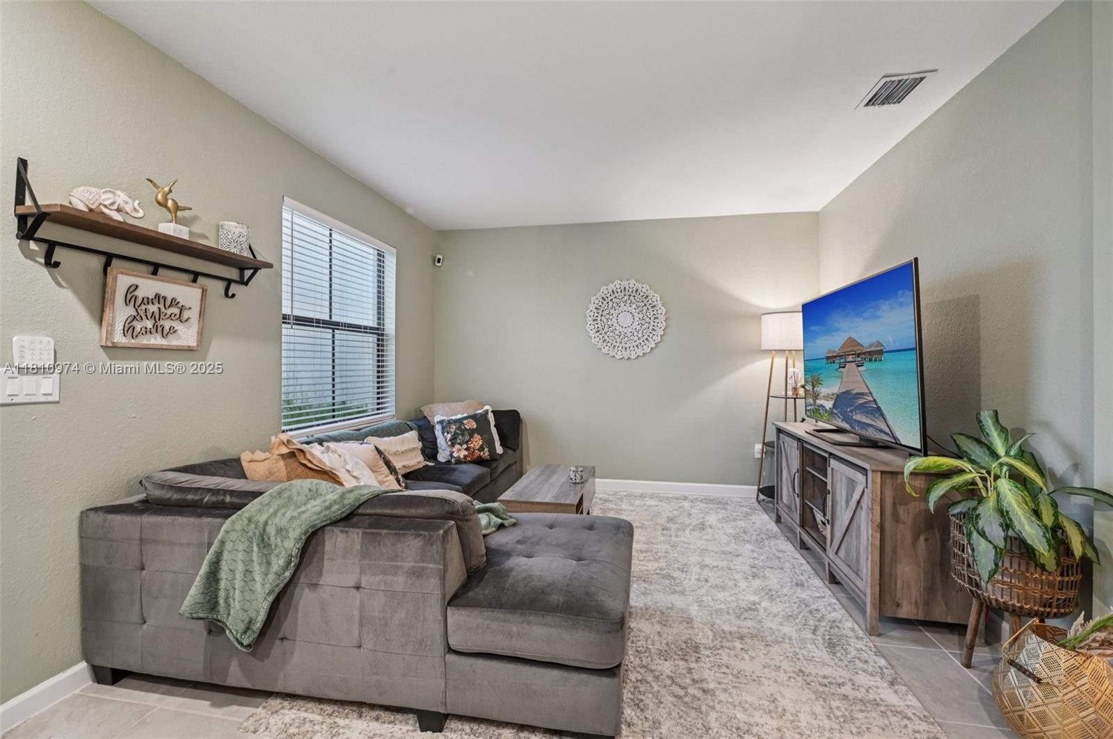 ENCLAVE SOUTH PHASE 2 - Residential